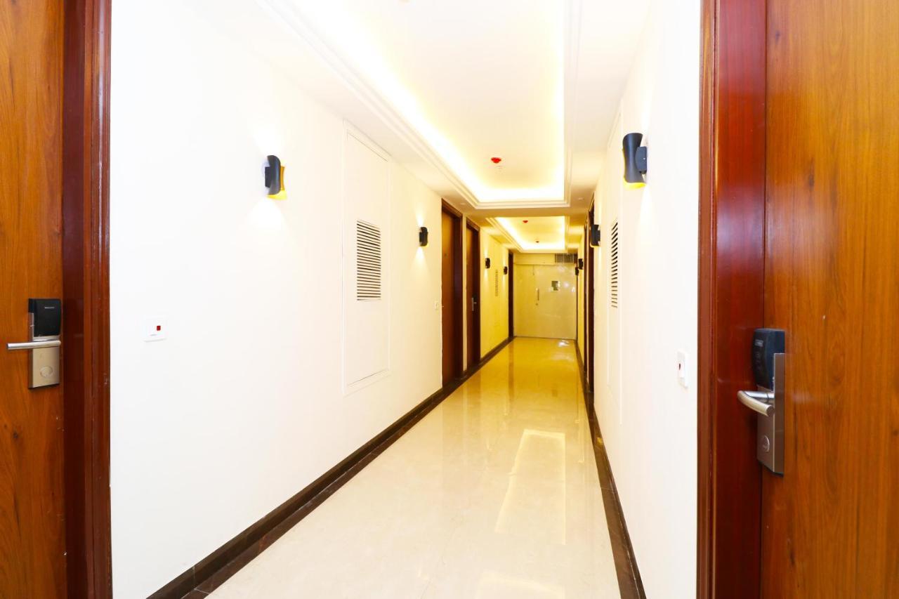 Hotel Leo Saffron - Pitampura دلهي المظهر الخارجي الصورة