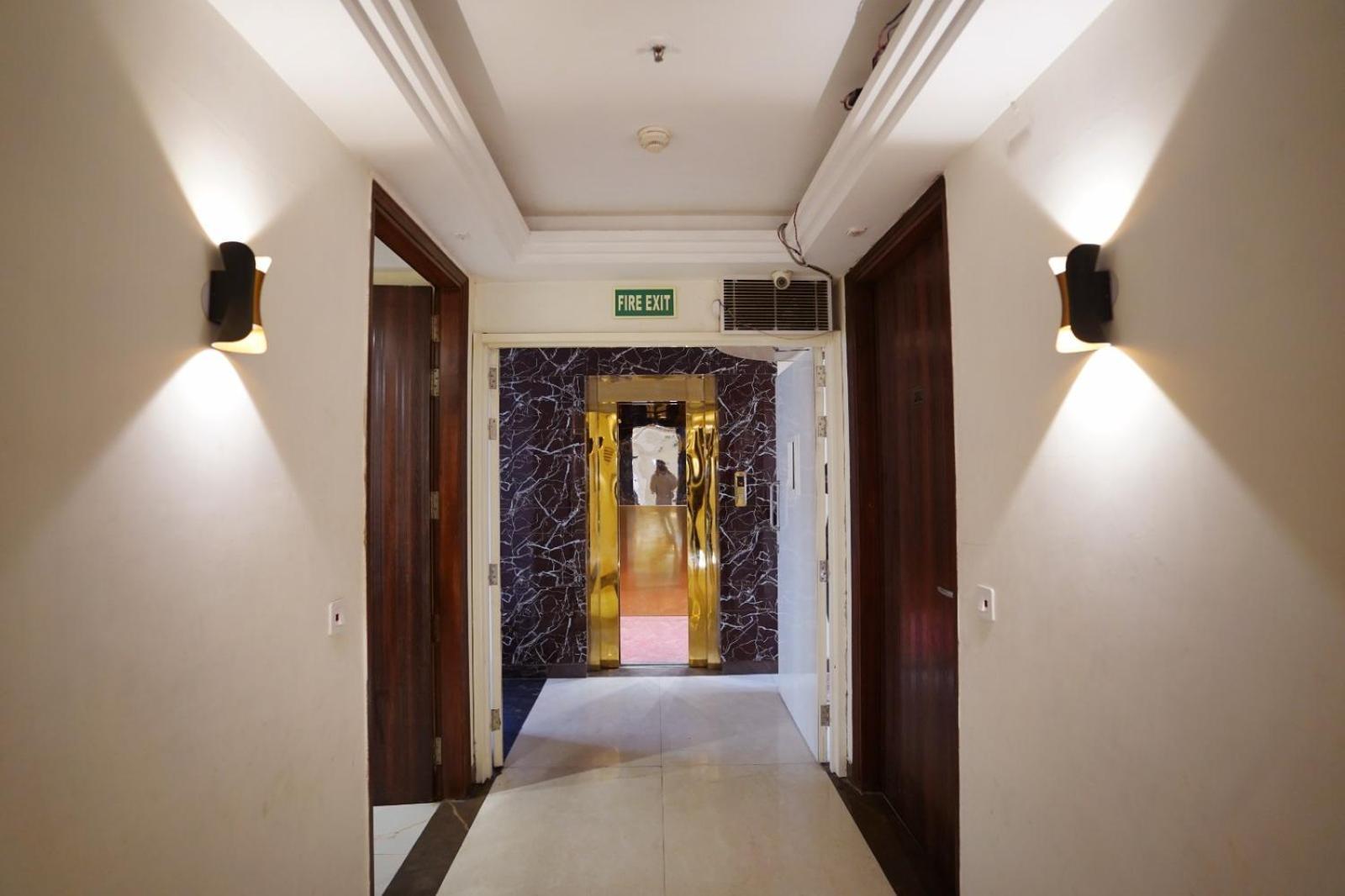 Hotel Leo Saffron - Pitampura دلهي المظهر الخارجي الصورة