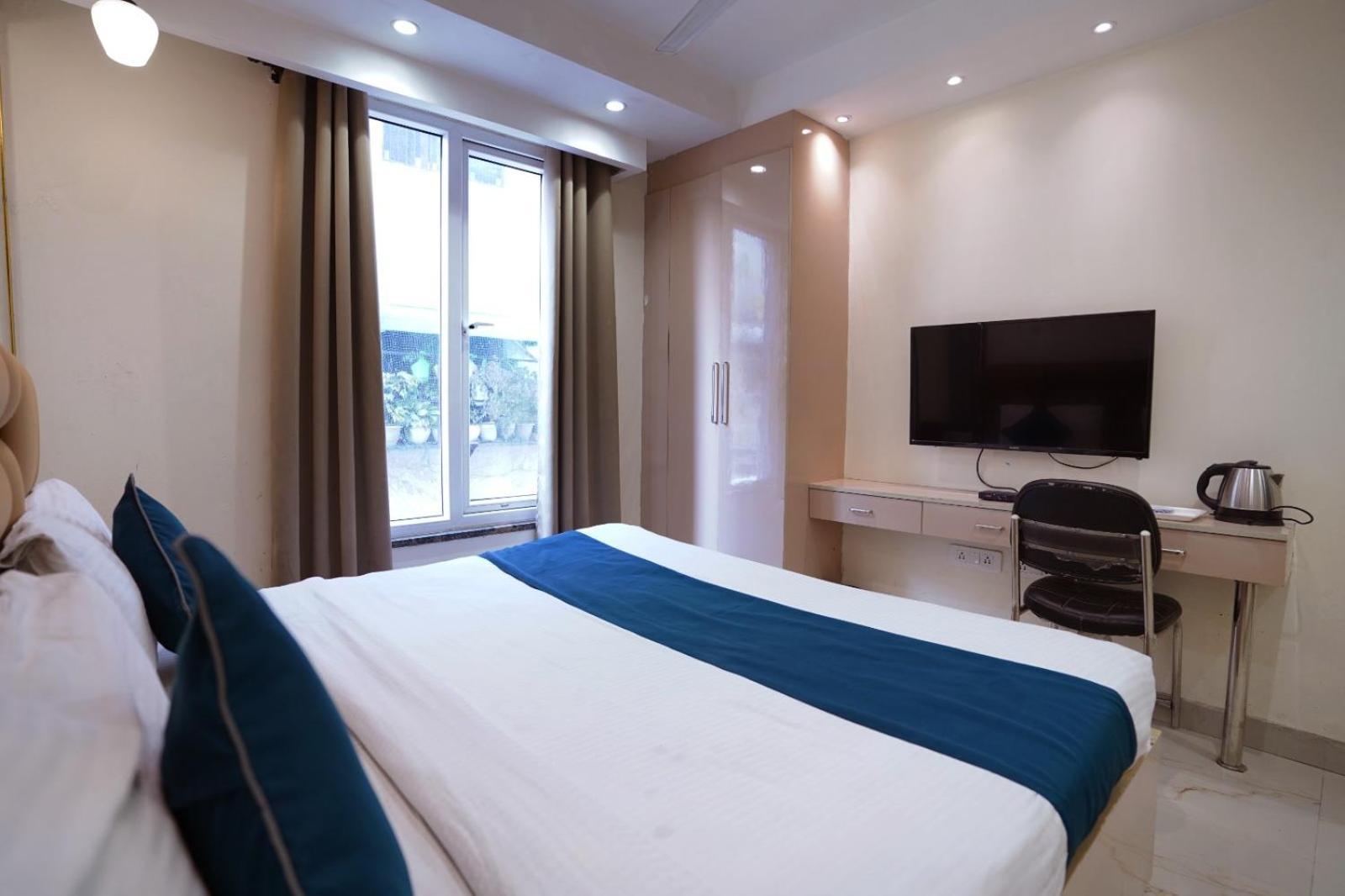 Hotel Leo Saffron - Pitampura دلهي المظهر الخارجي الصورة